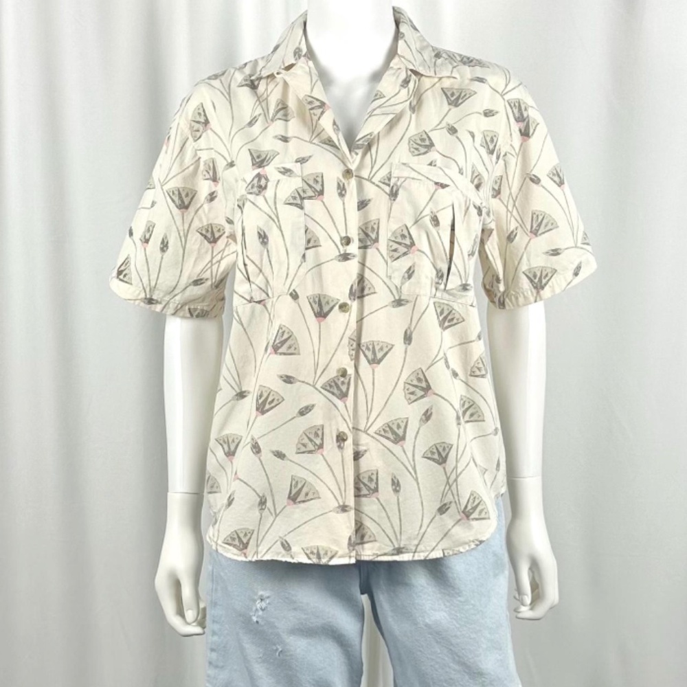 Vintage 1980’s ‘Outback Red’ Leafy Plant Printed Collared Button Down Blouse • M